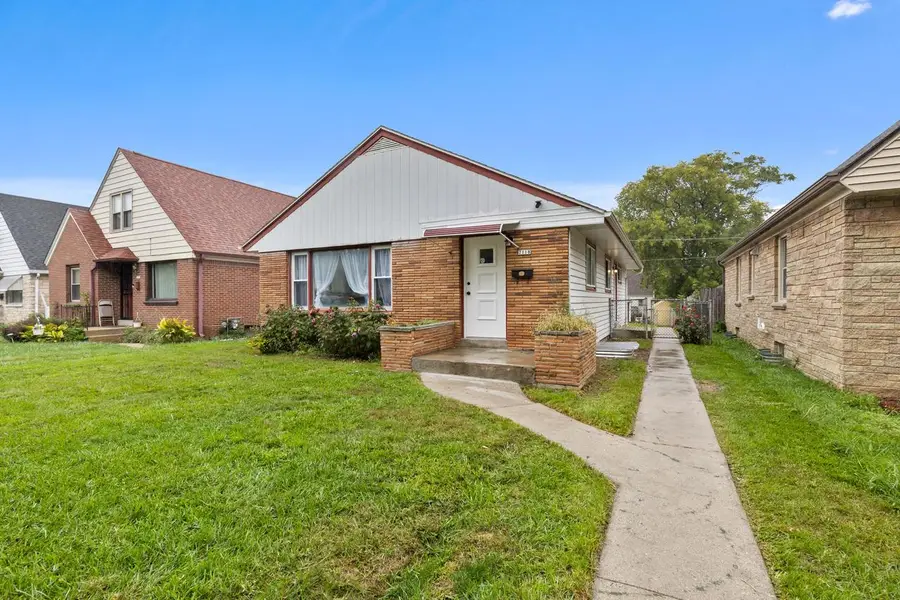 7118 W Medford AVENUE, Milwaukee, WI 53218 - #2