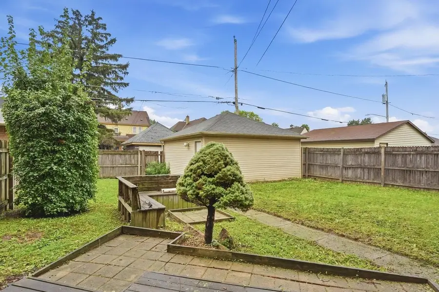 4169 N 14th STREET, Milwaukee, WI 53209 - #2
