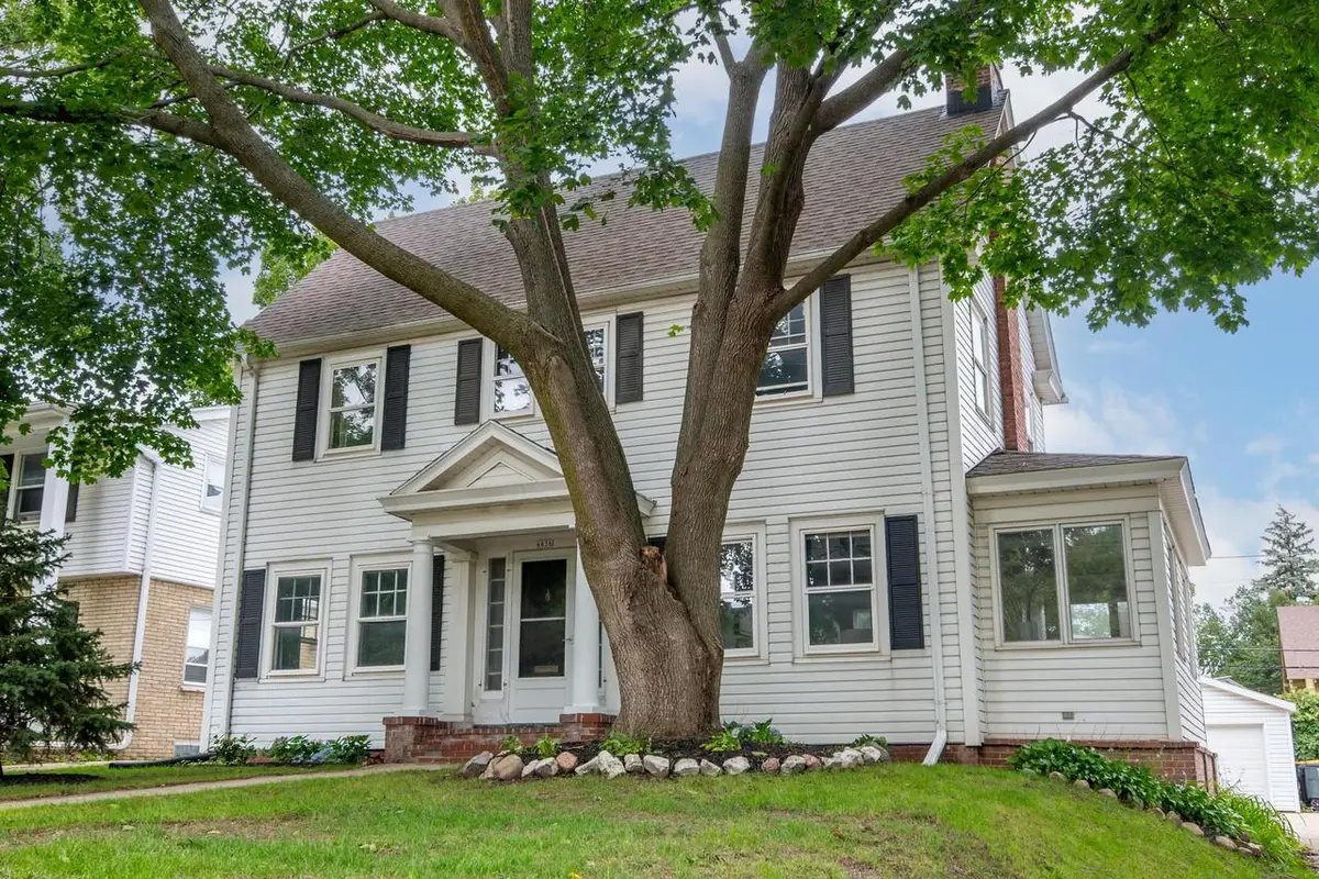 6836 W Wisconsin AVENUE, Wauwatosa, WI 53213 - #1