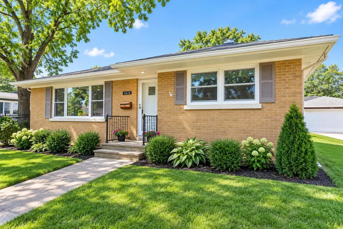 6618 43rd AVENUE, Kenosha, WI 53142 - #1