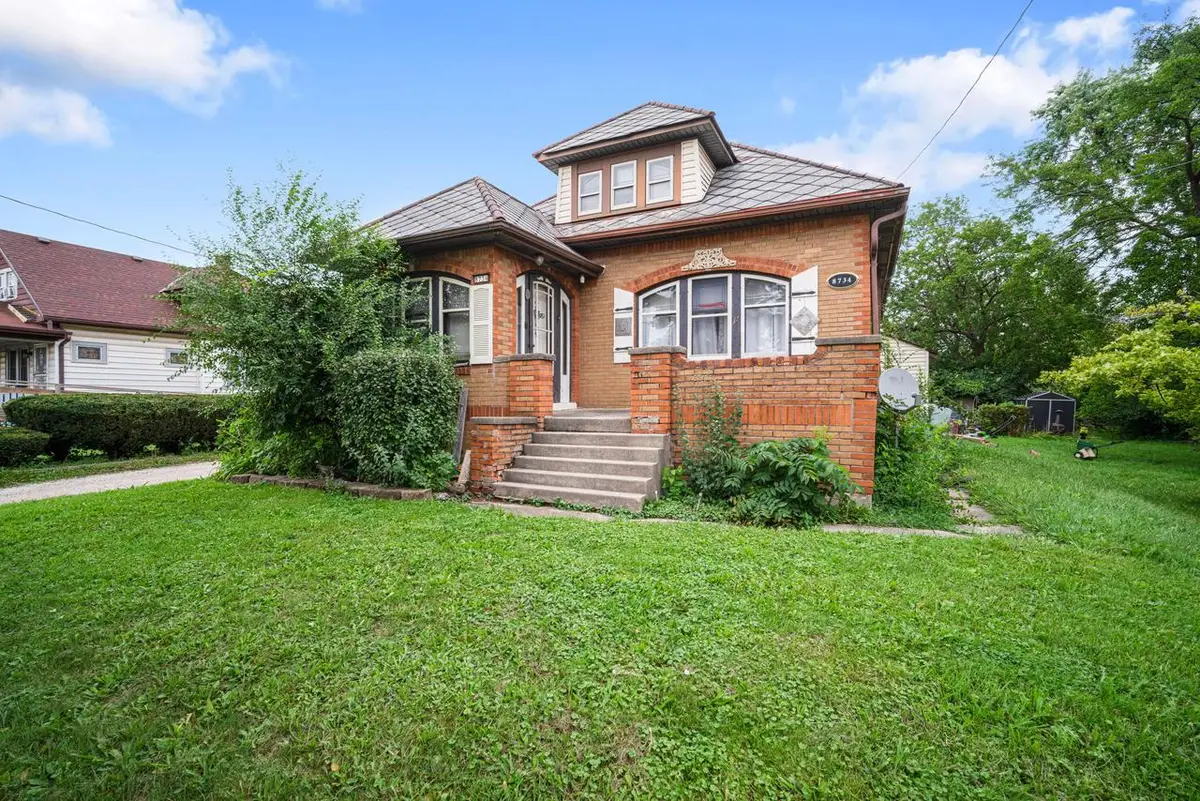 8734 W Fond Du Lac AVENUE #8738, Milwaukee, WI 53225 - #1