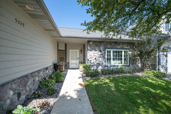 5339 S Hidden DRIVE #5339, Greenfield, WI 53221