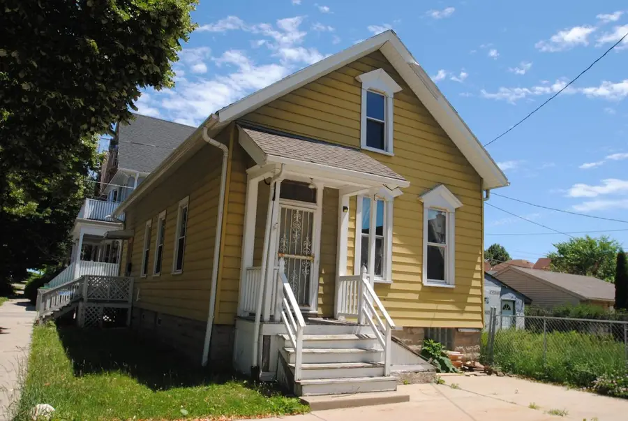 2050 N Holton STREET, Milwaukee, WI 53212 - #2