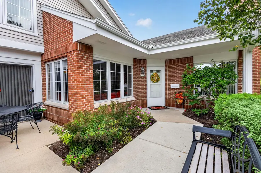 8779 Woodbridge DRIVE, Greendale, WI 53129 - #2