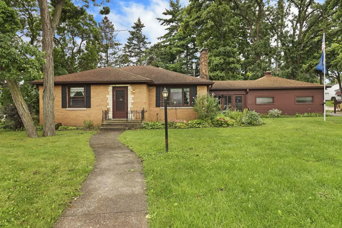 6536 Pershing BOULEVARD, Kenosha, WI 53142 - #1
