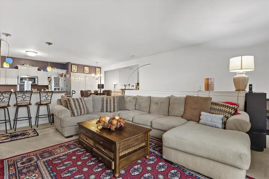 1052 Bedford COURT #201, Mount Pleasant, WI 53406 - #3