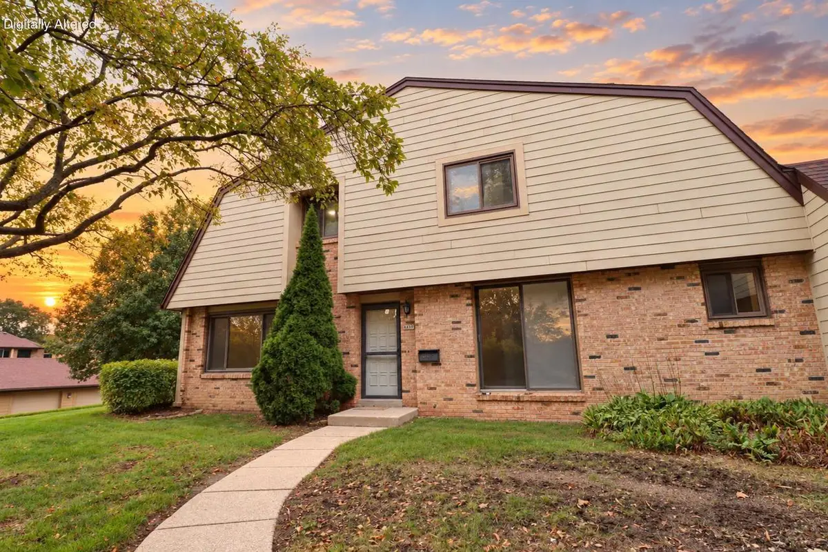 8693 N 73rd STREET, Milwaukee, WI 53223 - #1