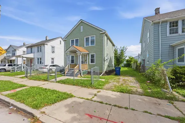 4414 N 25th STREET, Milwaukee, WI 53209