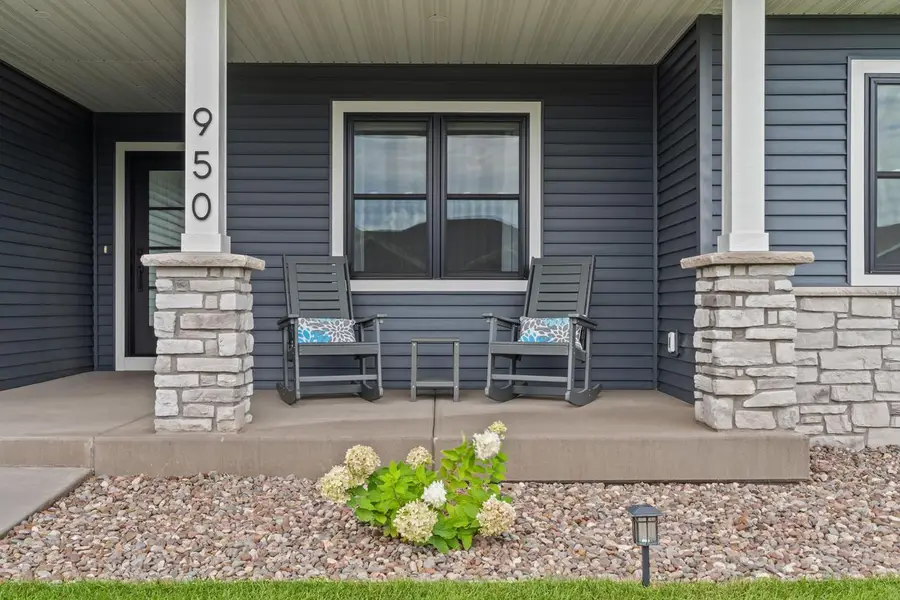 950 Crockett DRIVE, Holmen, WI 54636 - #2