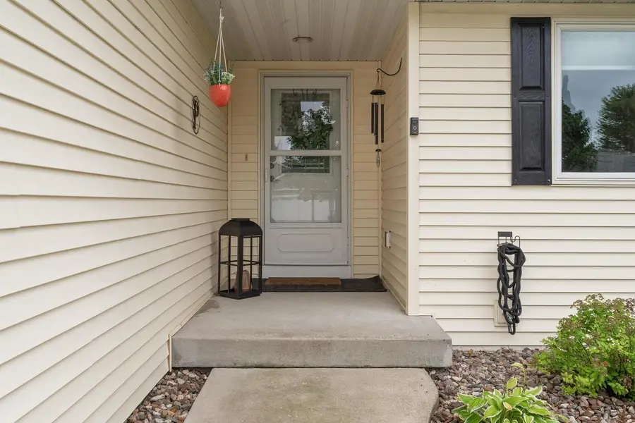 802 Silver DRIVE, Holmen, WI 54636 - #2