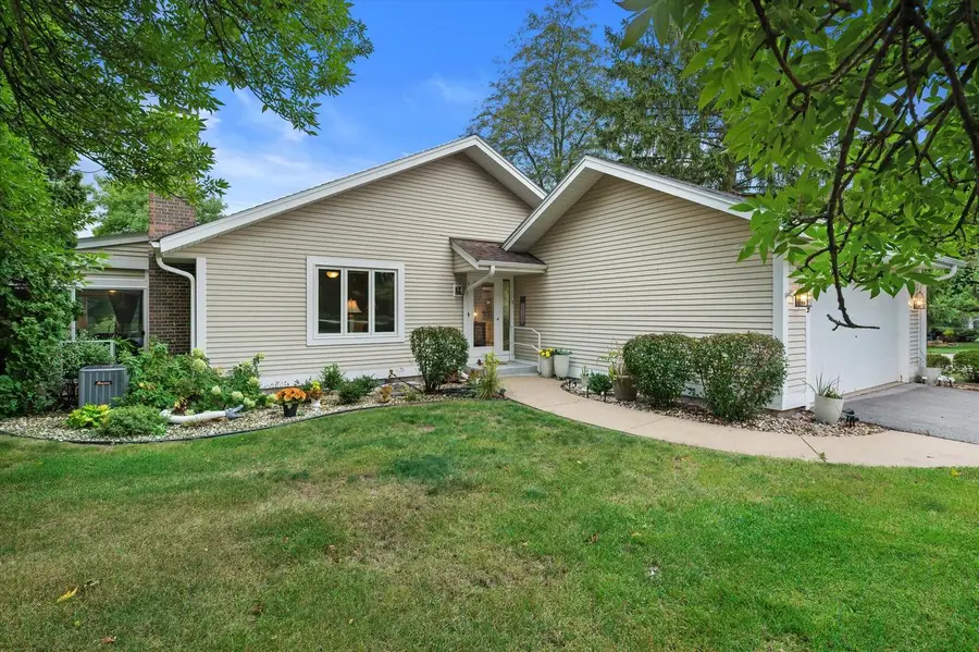 3109 Madison STREET, Waukesha, WI 53188 - #2