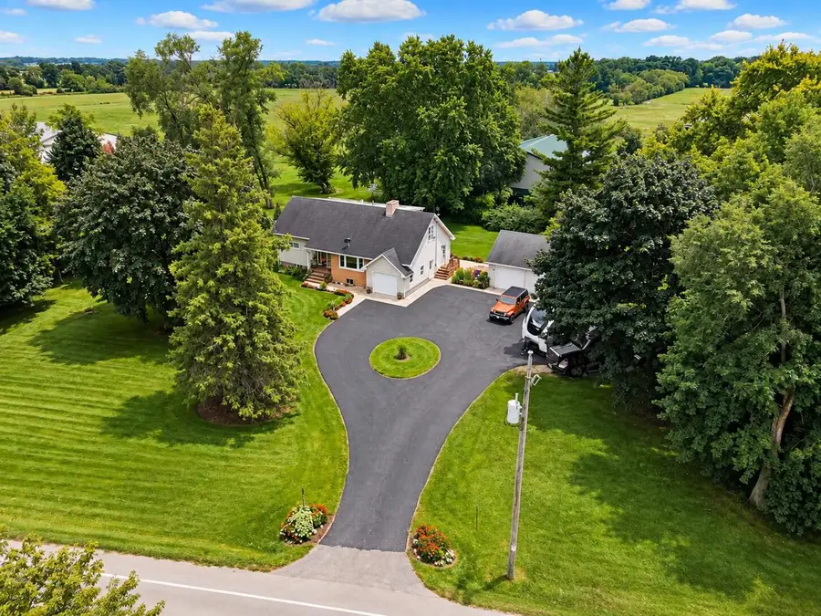 17211 Winfield ROAD, Bristol, WI 53104 - #2