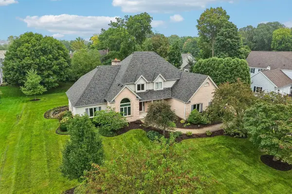 3590 Nassau DRIVE, Brookfield, WI 53045