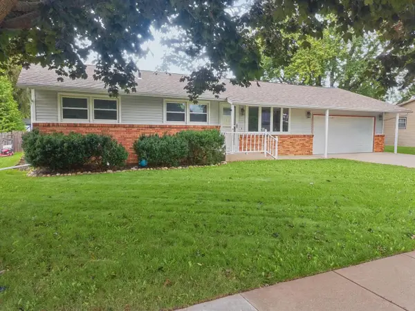 504 Westview AVENUE, Clinton, WI 53525