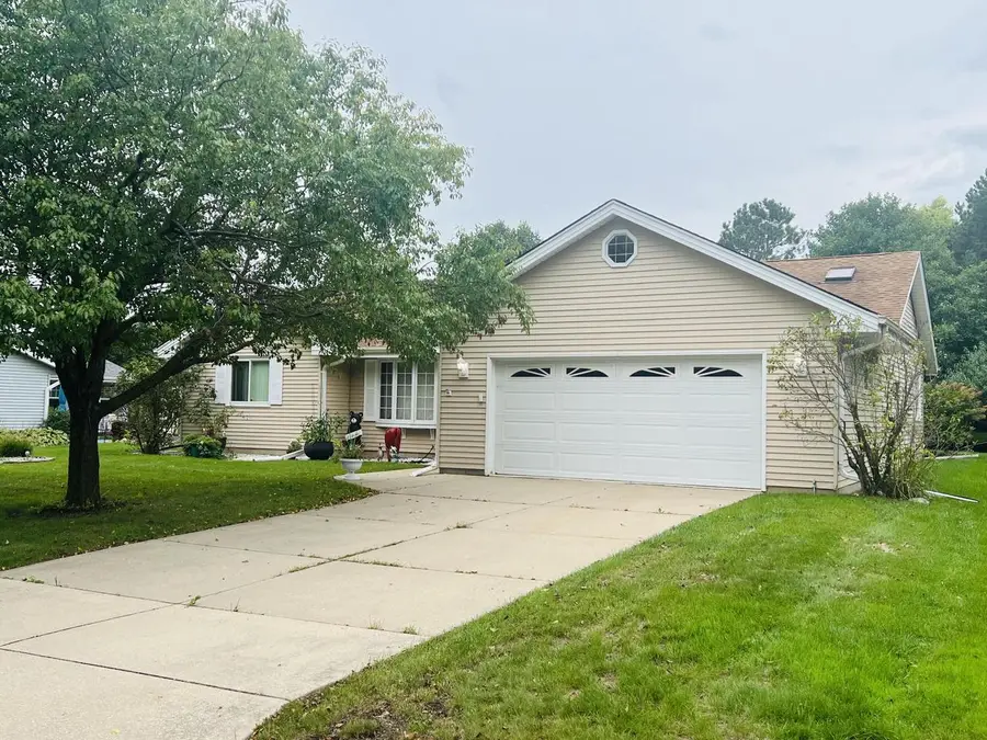8815 S Castle COURT, Franklin, WI 53132 - #2