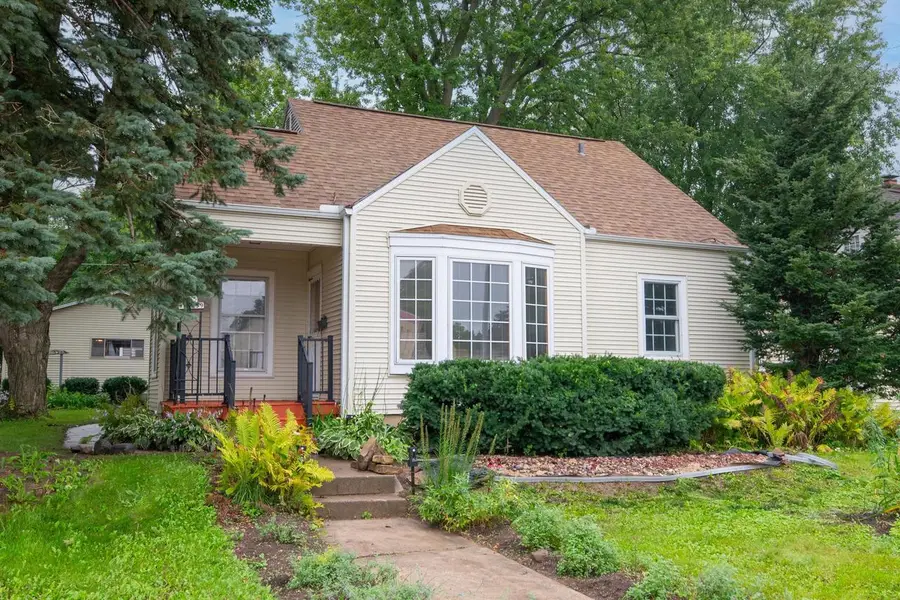 N85W16159 Appleton AVENUE, Menomonee Falls, WI 53051 - #2