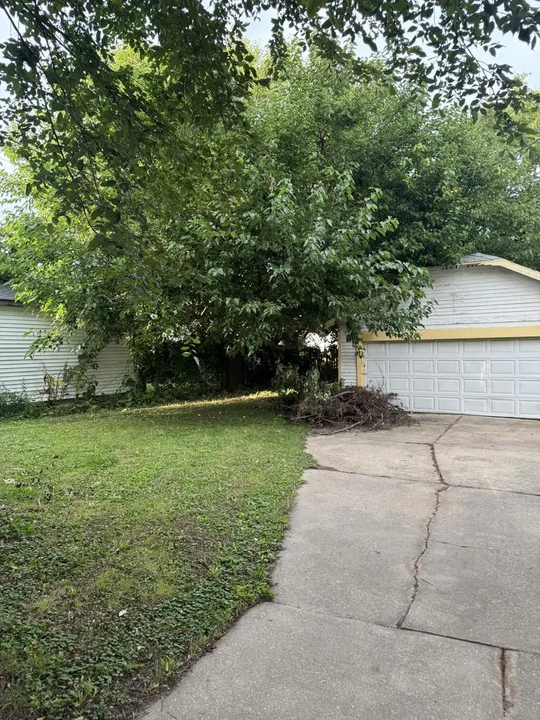 4466 N 25th STREET, Milwaukee, WI 53209 - #3