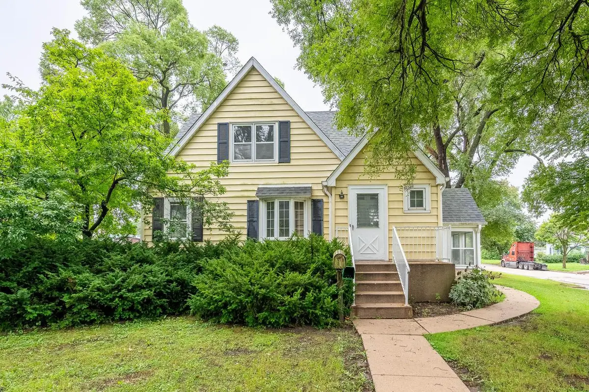 2509 W Ramsey AVENUE, Milwaukee, WI 53221 - #1