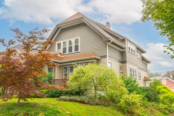 2477 N 69th STREET #2479, Wauwatosa, WI 53213