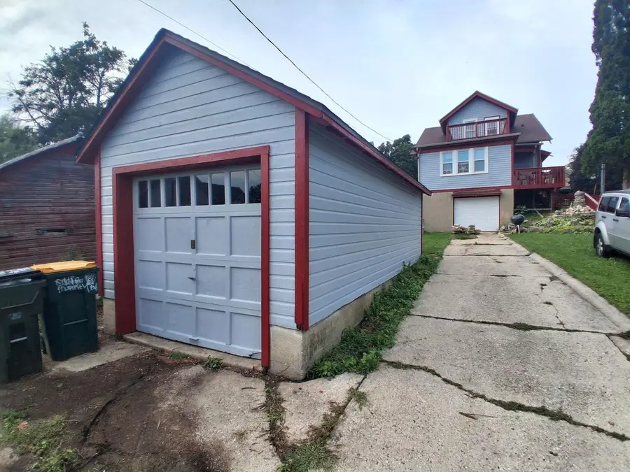 177 E Washington STREET, West Bend, WI 53095 - #2