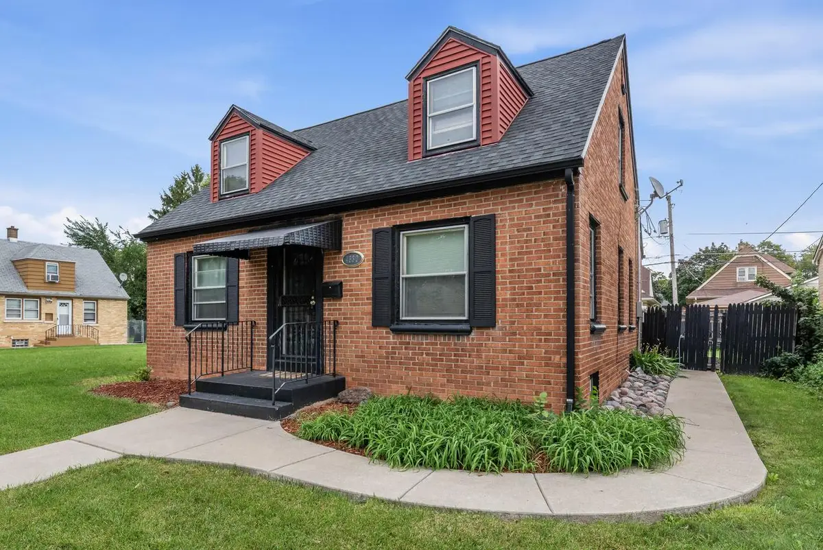 4530 N 42nd STREET, Milwaukee, WI 53209 - #1