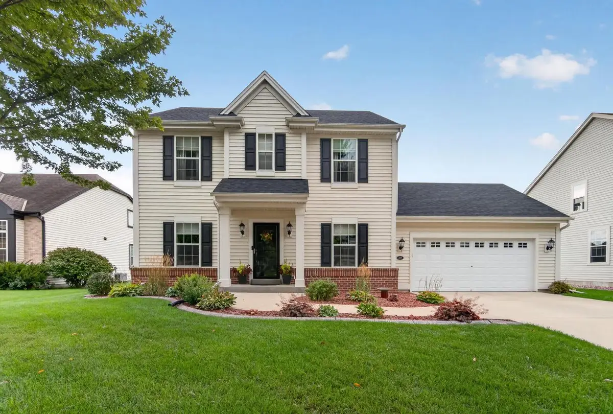 1727 Cloverview STREET, West Bend, WI 53095 - #1