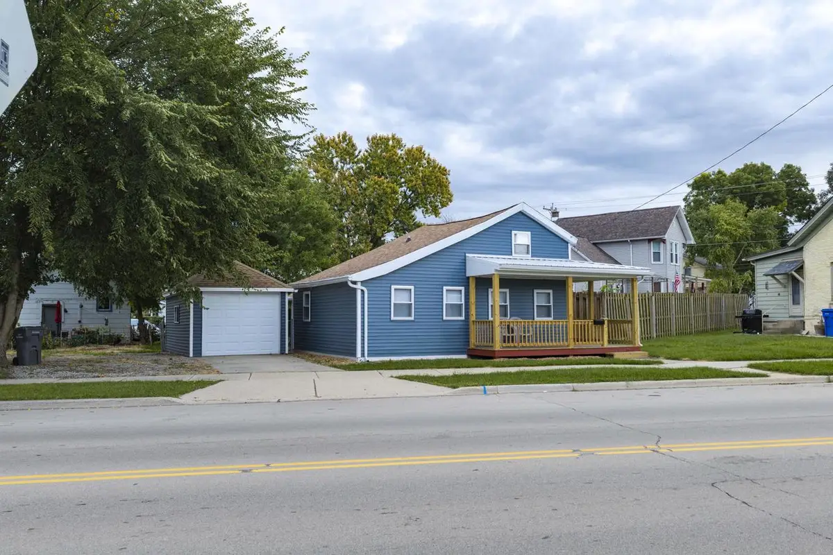 615 N Fourth STREET, Watertown, WI 53098 - #1