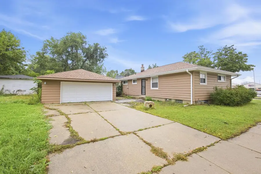 10325 W Silver Spring DRIVE, Milwaukee, WI 53223 - #3