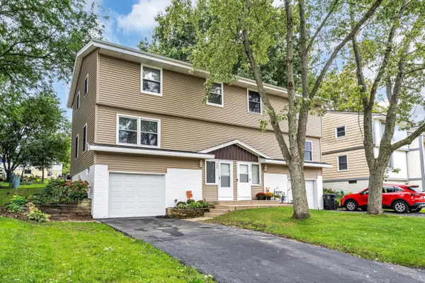 225 Mcdivitt LANE #B, Mukwonago, WI 53149