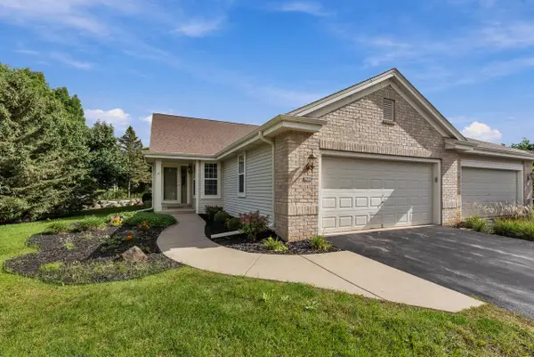 2824 Raintree LANE, Waukesha, WI 53189