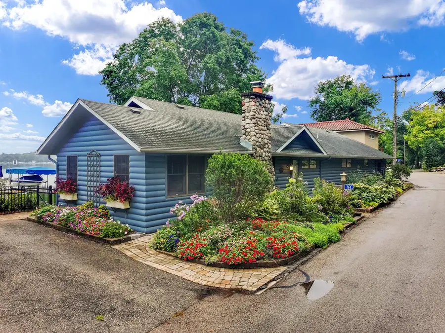 264 W Park DRIVE, Twin Lakes, WI 53181 - #3