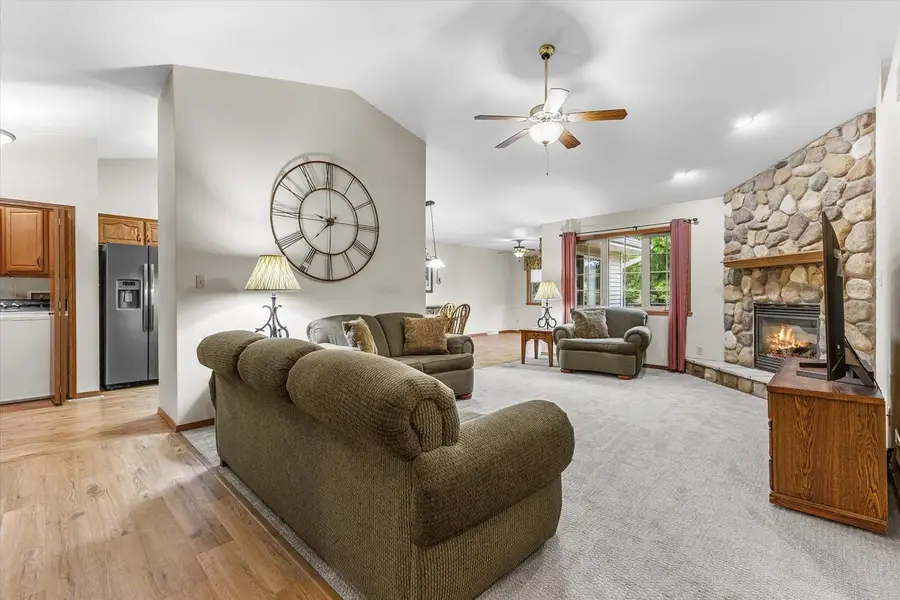 941 W York STREET, Oak Creek, WI 53154 - #2