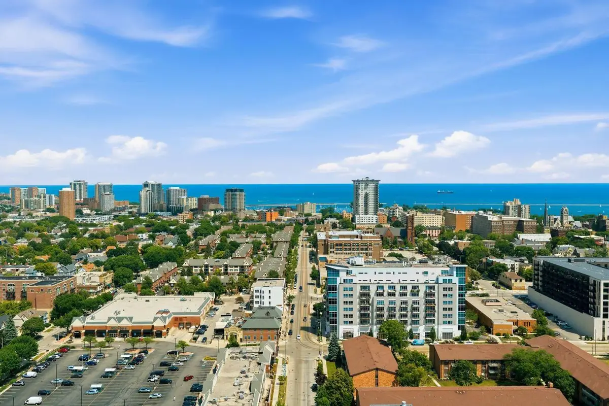 601 E Ogden AVENUE #504, Milwaukee, WI 53202 - #1