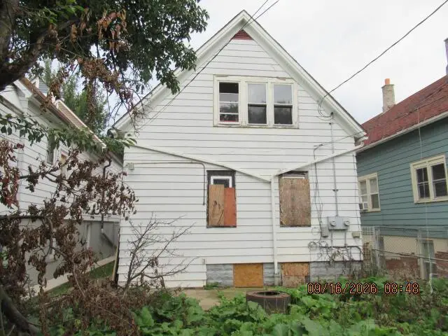 2424 W Maple STREET, Milwaukee, WI 53204 - #3