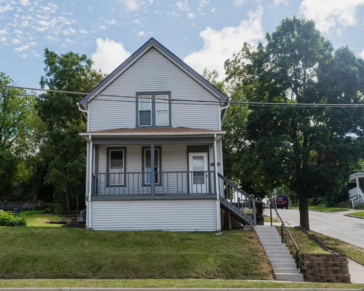 801 E Main STREET, Waukesha, WI 53186 - #1