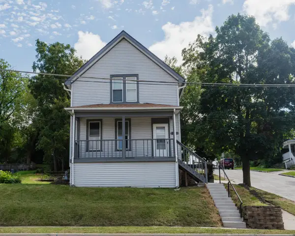801 E Main STREET, Waukesha, WI 53186