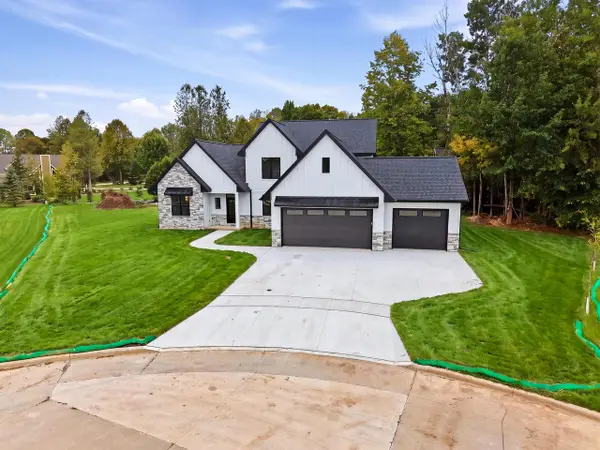 338 Mosie COURT, Manitowoc, WI 54220
