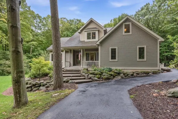 W6387 Karpathy LANE, Plymouth, WI 53073