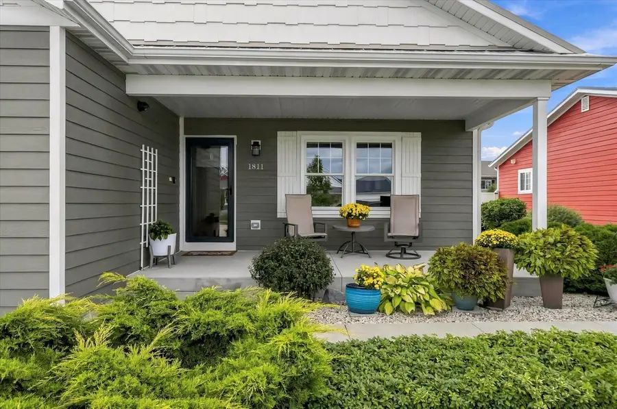 1811 Farm View DRIVE, Grafton, WI 53024 - #2