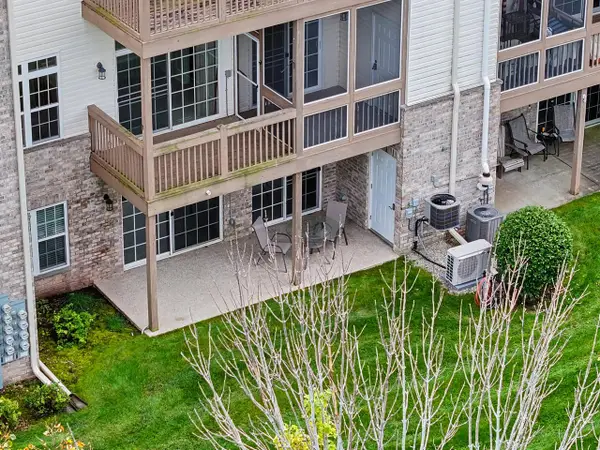 9227 S 54th STREET, Franklin, WI 53132
