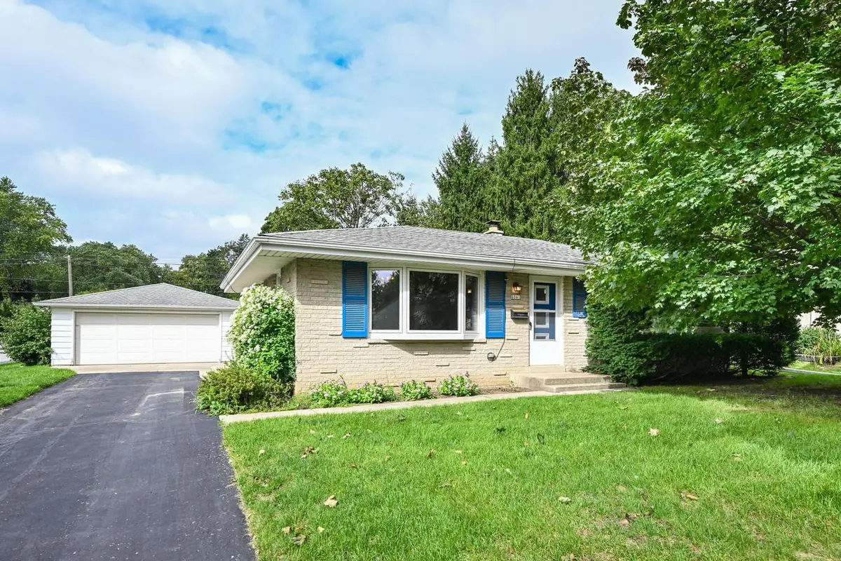 6041 Doyle STREET, Greendale, WI 53129 - #1