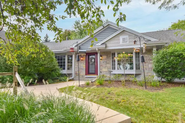 1275 Ridge ROAD, Waukesha, WI 53186