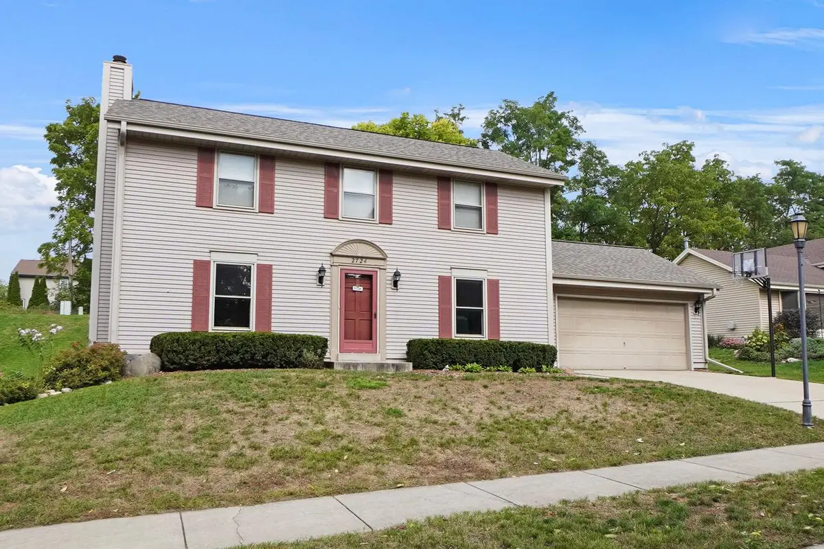 2724 Oakcrest DRIVE, Waukesha, WI 53188 - #1