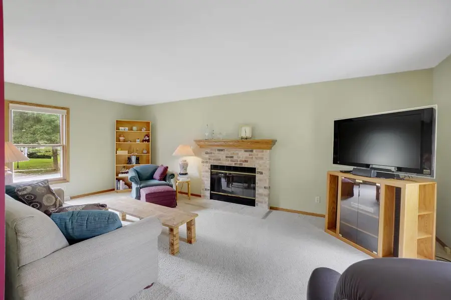 2724 Oakcrest DRIVE, Waukesha, WI 53188 - #3