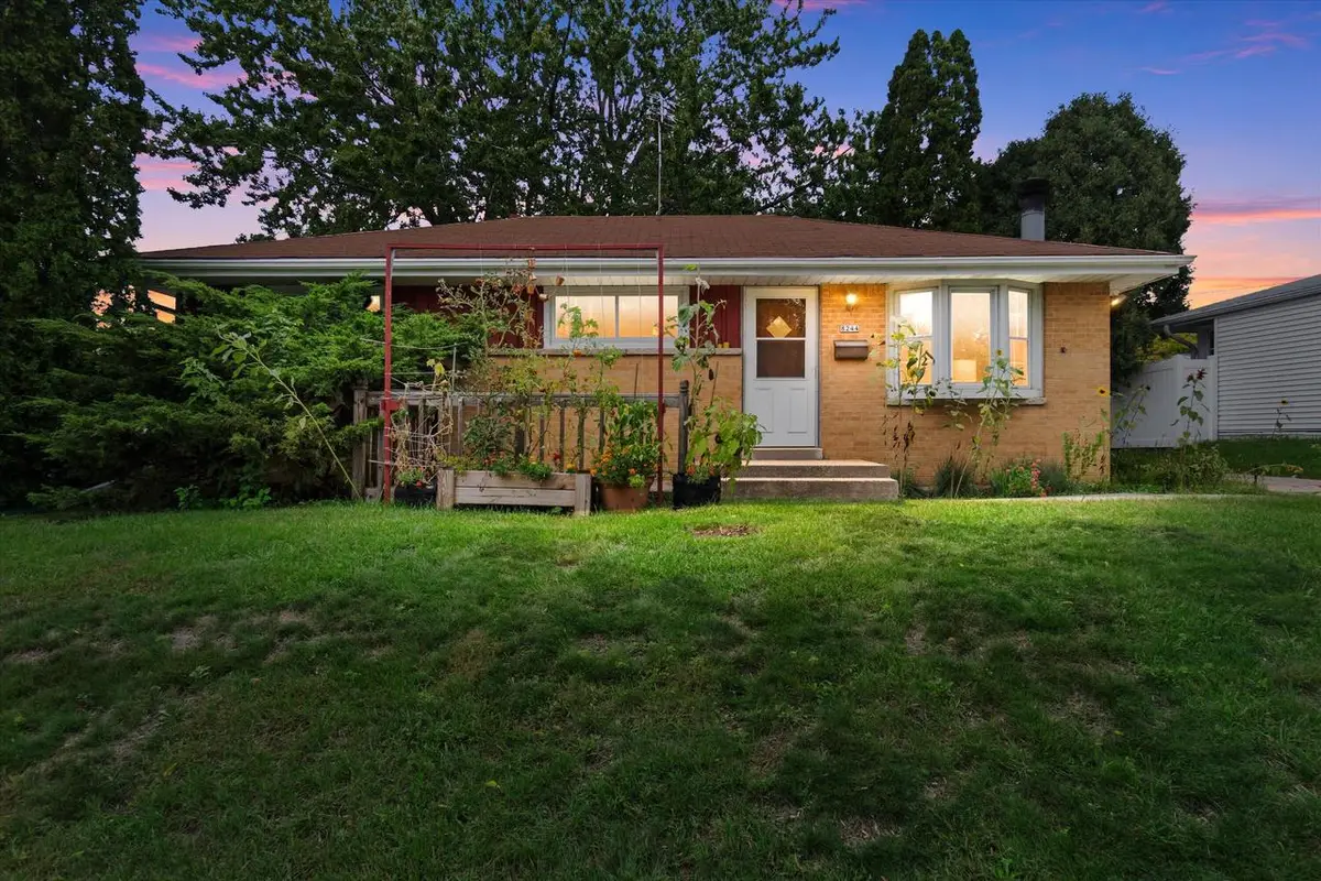 8244 W Acacia STREET, Milwaukee, WI 53223 - #1
