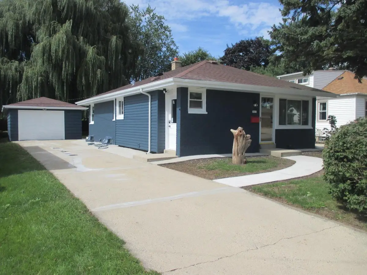 5863 S Hately AVENUE, Cudahy, WI 53110 - #1