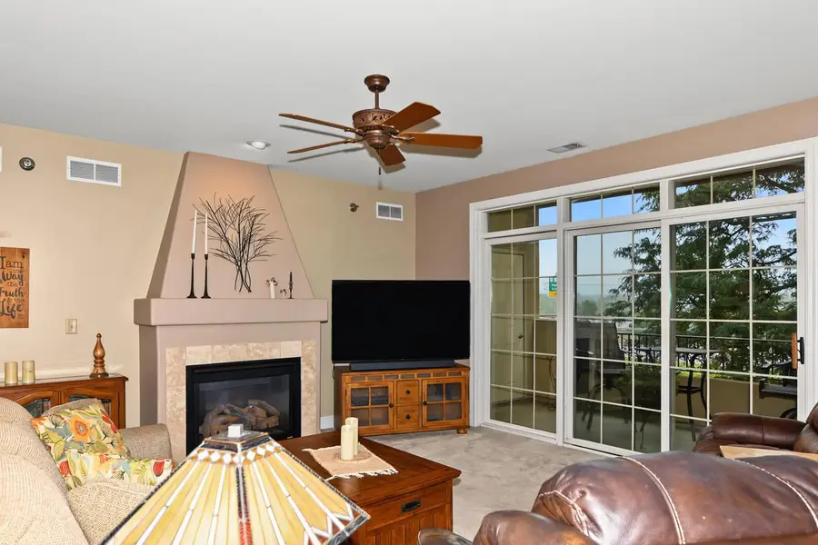 2912 N University DRIVE #202, Waukesha, WI 53188 - #2