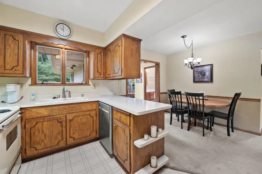 13501 W Dakota STREET, New Berlin, WI 53151 - #3
