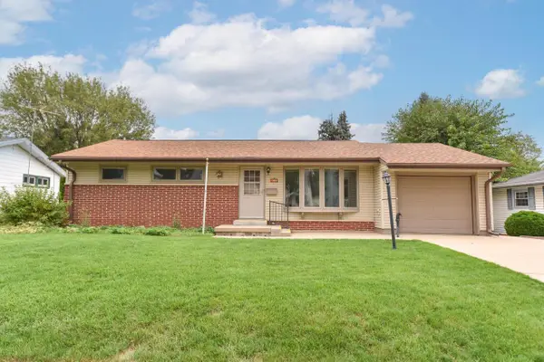 722 Summit AVENUE, Waukesha, WI 53188