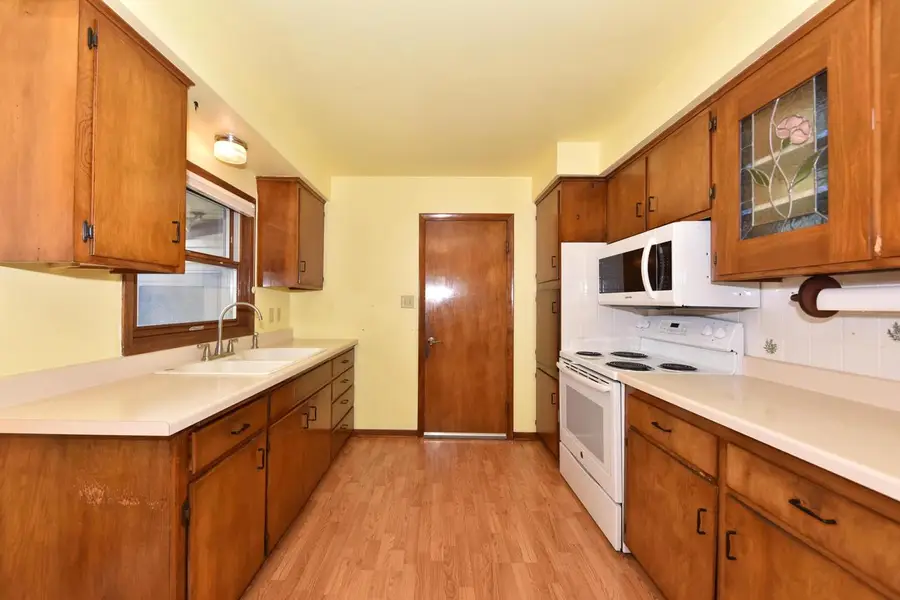 722 Summit AVENUE, Waukesha, WI 53188 - #3